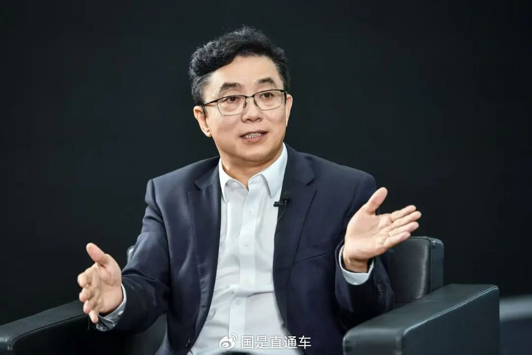 对话摩尔线程张建中：不做“偏科”GPU，一家民企的造“芯”路